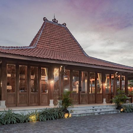 Gria Kerten Surakarta  Ngoại thất bức ảnh